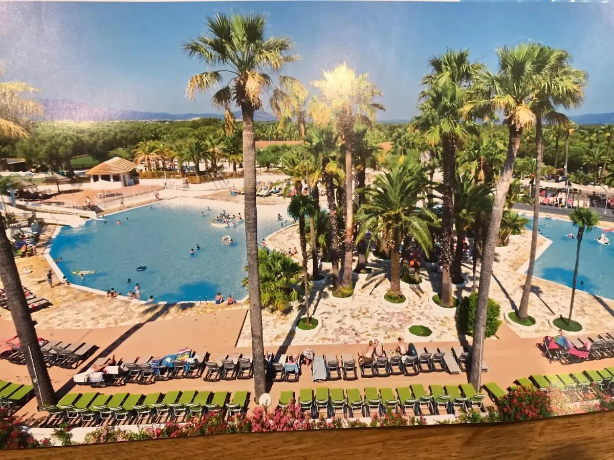 Hotel La Baume 515 à Fréjus