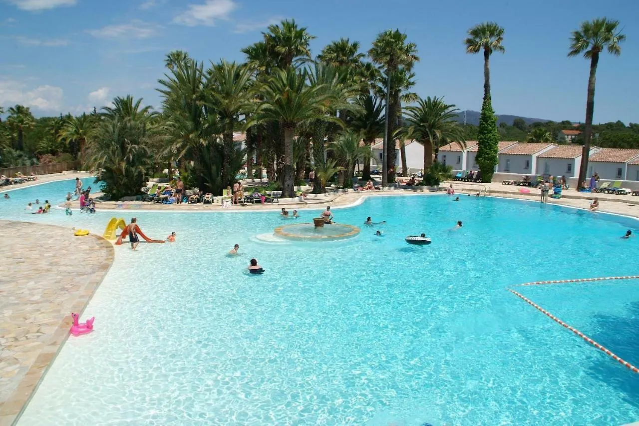 ***** Camping Hotel La Baume 515 à Fréjus France